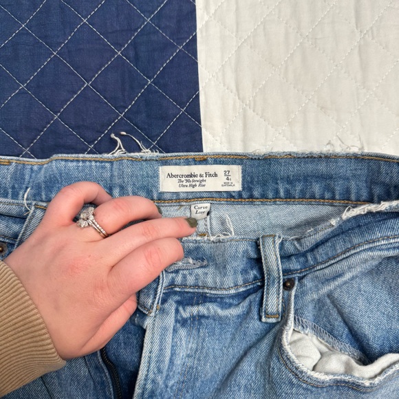 Abercrombie The 90s Straight Ultra High Rise - Picture 4 of 6